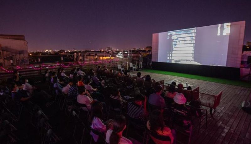 مهرجان بكين السينمائى يقدم عروضه فى الهواء الطلق