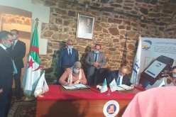 توقيع بروتوكول اتفاق بين وزارتي البريد والسياحة لتعميم وسائل الدفع الإلكتروني