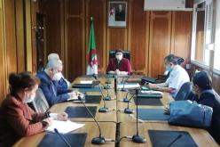 وزيرة التكوين تشرف على عملية تسليم أظرفة الأسئلة الخاصة بإمتحانات المسابقة الوطنية