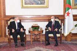 رئيس الجمهورية يستقبل رئيس المجلس الإسلامي الأعلى