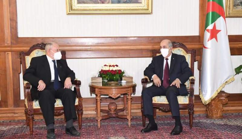 رئيس الجمهورية يستقبل رئيس المجلس الإسلامي الأعلى