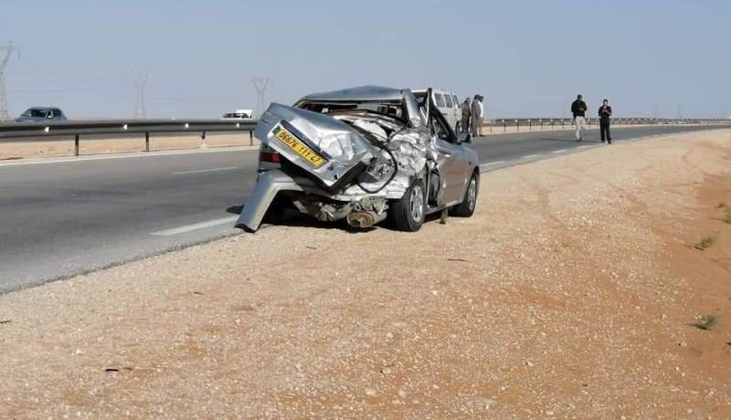 الأغواط.. وفاة شخصين وإصابة 3 آخرين في حادث مرور