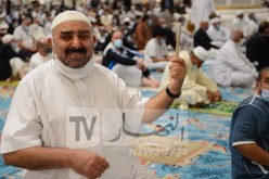 بالصور.. الجزائريون يؤدون أول صلاة جمعة بعد 7 أشهر من التعليق