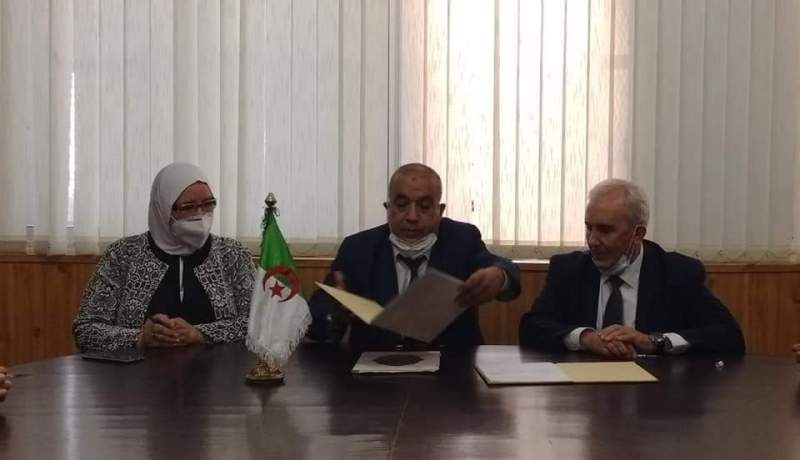 توقيع مراسيم تحويل الحقوق العقارية لمركب سيدار الحجار