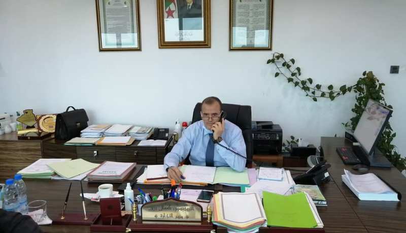 وزير التجارة يجري محادثات هاتفية مع نظيرته التركية