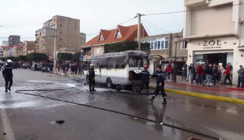 إصابة شخص بجروح إثر إحتراق حافلة للنقل الحضري في بجاية