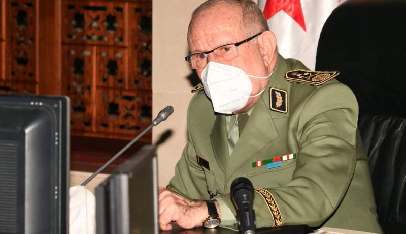 الفريق شنقريحة: يجب التفكير جديا في تصدير منتوجاتنا من الصناعات العسكرية
