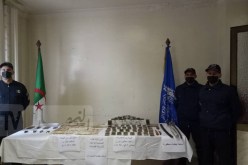 توقيف 3 أشخاص وحجز 7 كلغ زطلة وأسلحة بيضاء في عنابة
