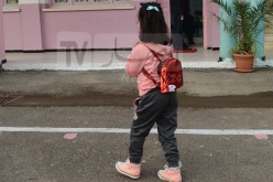 ابنتي ترفض المدرسة.. وتحتال على المعلمة.. كيف أتصرف معها؟