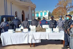 النعامة.. تفكيك شبكة إجرامية منظمة تقوم بإستيراد والإتجار بالمخدرات