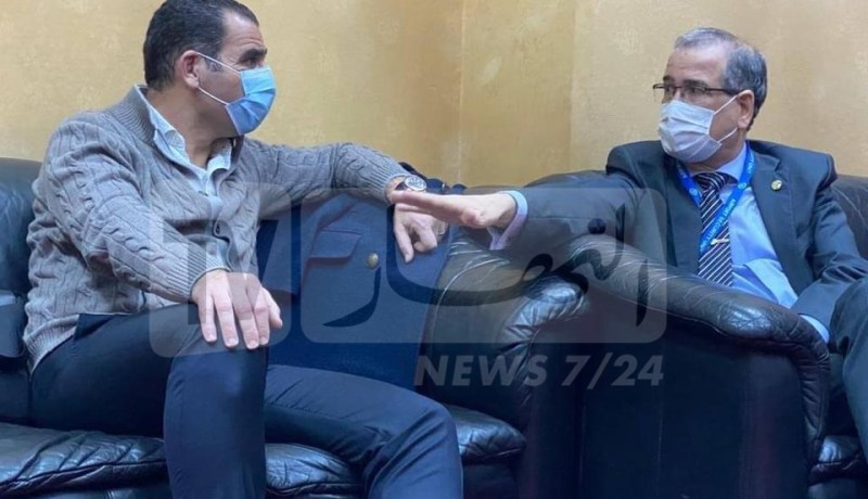بالصور.. سفير الجزائر في الكاميرون يستقبل زطشي