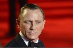 فيروس كورونا يتحدى “وقت الموت لم يحن بعد” لجيمس بوند