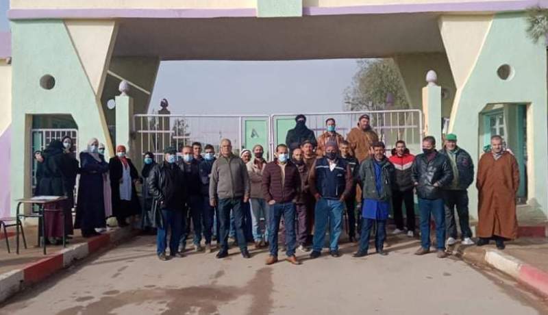 تيارت.. موظفو الإقامة الجامعية سعد دحلب يحتجون بسبب الإختلاط