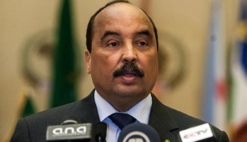 إحالة الرئيس الموريتاني السابق وعددا من معاونيه وأقربائه أمام النيابة