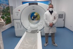 وزير الصحة يُدشن مركز الفحوصات بالأشعة في مستشفى باب الواد