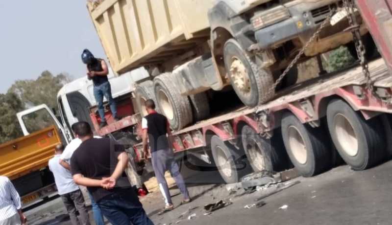 قتيل و4 جرحى في اصطدام عنيف بين شاحنتين بالطريق السيار في البليدة