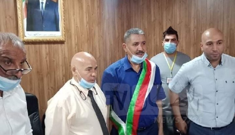 تنصيب مير جديد لبلدية تيارت