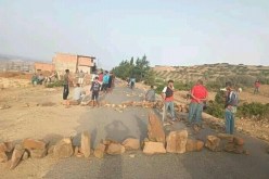 الشلف: مواطنو دوار أولاد الشيخ يعتصمون ويطالبون بمشاريع فك العزلة عن منطقتهم