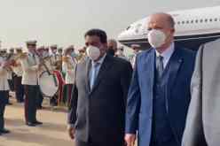 رئيس المجلس الرئاسي الليبي محمد يونس المنفي يصل إلى الجزائر