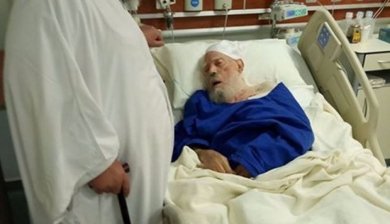 إمام المسجد الكبير علي عية يزور الشيخ ابو بكر جابر في المدنية المنورة