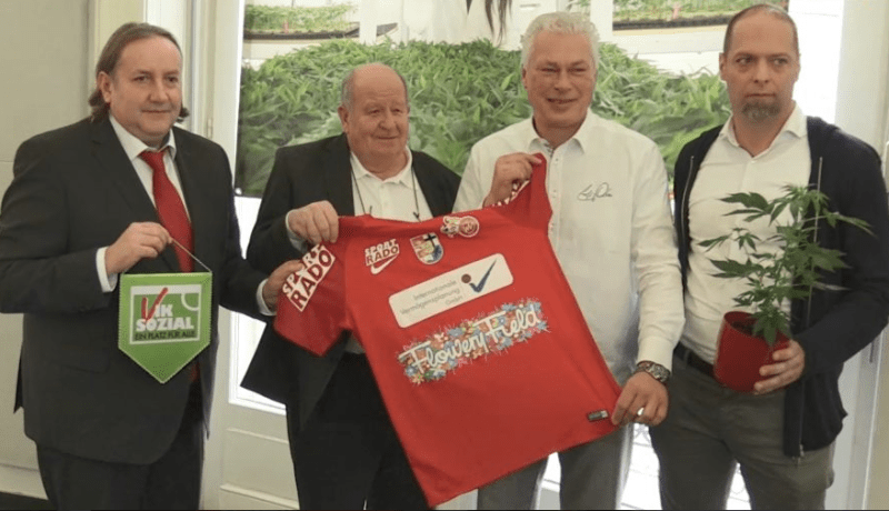 فريق أوروبي يتعاقد مع شركة لإنتاج “القنب الهندي”!!