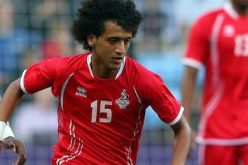 الاماراتي عمر عبد الرحمن يتدرب مع بطل انكلترا