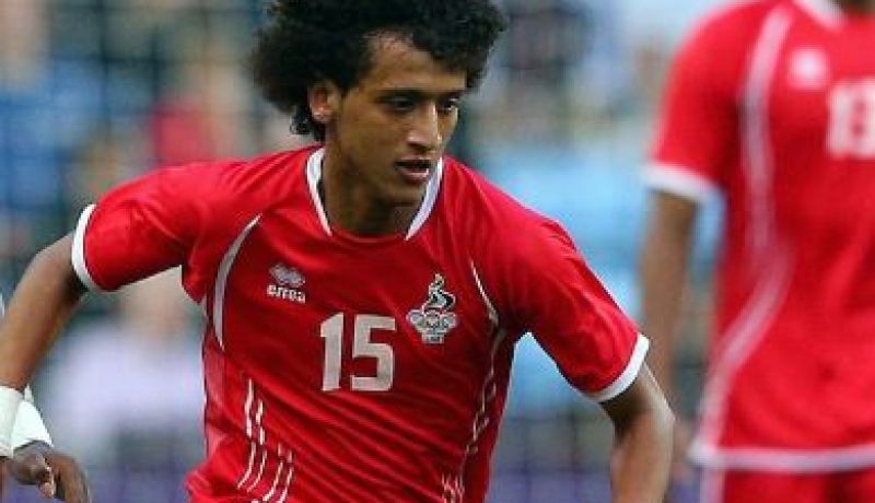 الاماراتي عمر عبد الرحمن يتدرب مع بطل انكلترا