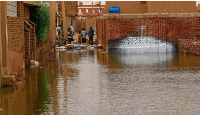 ارتفاع ضحايا فيضانات السودان إلى 114 وفاة وإنهيار 83 ألف منزل