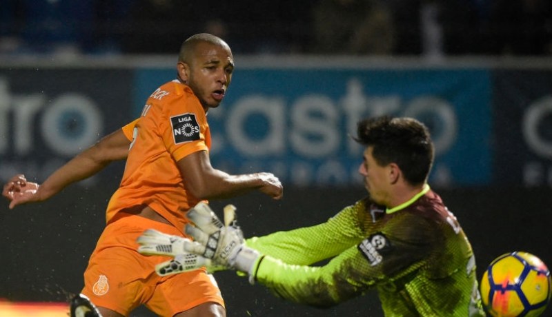 بالفيديو.. براهيمي يعود للتهديف ويقود بورتو للفوز بخماسية !