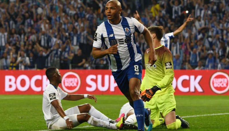 “ولفرهامبتون” يرفع عرضه للتعاقد مع “براهيمي”