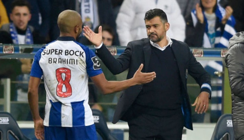 “كونسيساو”: “براهيمي لاعب محترف بالرغم من وصوله لنهاية عقده” !