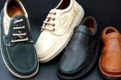 يصومون في النهار ويمتهنون سرقة الأحذية في الليل لبيعها من جديد