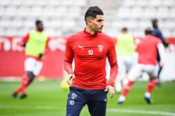 إدارة نيم توضح بخصوص مستقبل فرحات