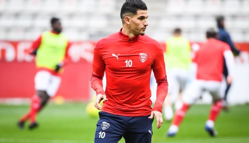 إدارة نيم توضح بخصوص مستقبل فرحات