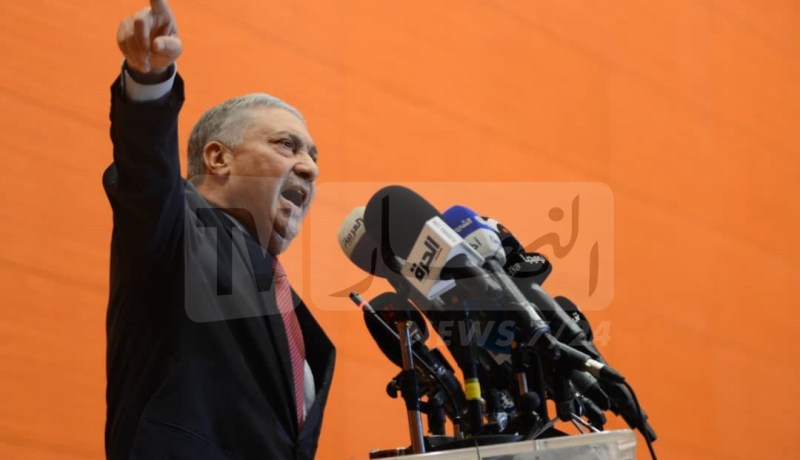 بن فليس..ختم الدولة تلاعب به “الذّر”