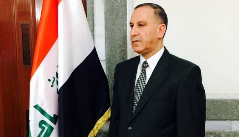 نجاة وزير الدفاع العراقي من محاولة اغتيال واصابة أحد مرافقيه