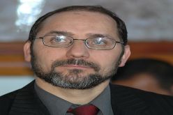 مقري وسياسة تكّبرو وتنساوها