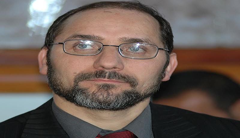مقري وسياسة تكّبرو وتنساوها