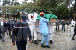 وزير الداخلية الأسبق نور الدين زرهوني يشيع إلى مثواه الأخير