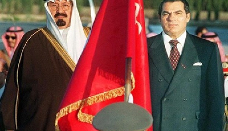 السعودية تأمر بن علي بنقل إقامته من جدة إلى الحدود مع اليمن لأسباب أمنية