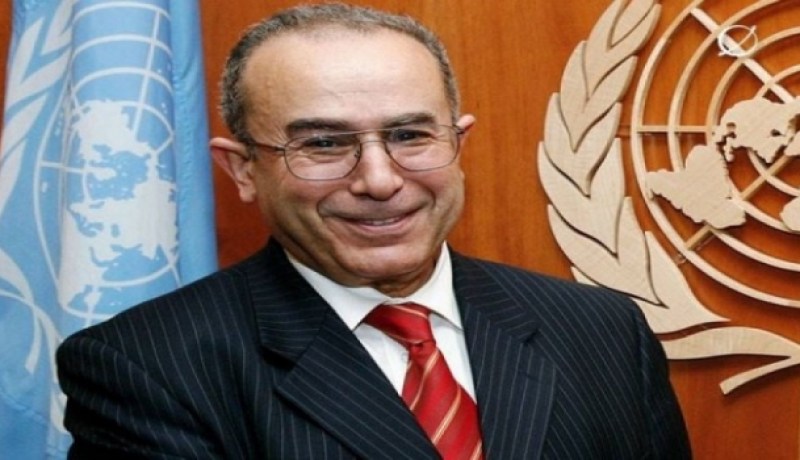 لعمامرة يتحادث في نيويورك مع نظيره العماني