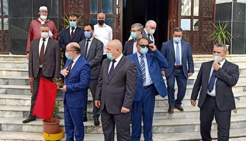 بلمهدي يشرف على إنطلاق قافلة تضامنية إلى مساجد وزوايا تيزي وزو