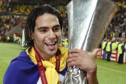 تشيلسي الانجليزي يعرض 15 مليون يورو إضافة لتوريس مقابل ضم فالكاو من أتليتيكو مدريد