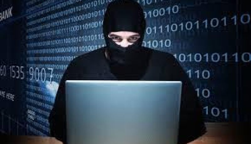 هاكرز يخترقون حسابات بنكية في بريطانيا