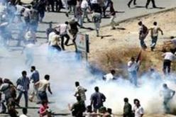 اصابة عشرات الفلسطينيين في اشتباكات مع قوات الاحتلال  الاسرائيلي بالضفة الغربية