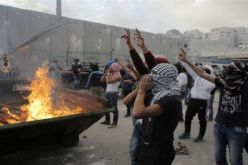 إصابة 44 فلسطينيا في مواجهات مع الإحتلال بالقدس