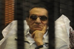 مصر تسعى لاسترداد أموال هربها مبارك لسويسرا