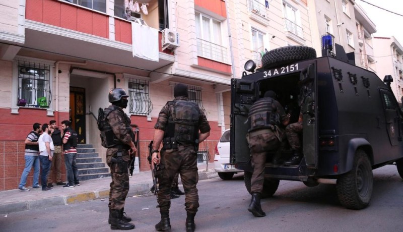 تركيا تعتقل 18 شخصا للإشتباه في انتمائهم لمنظمتين إرهابيتين بوسط البلاد