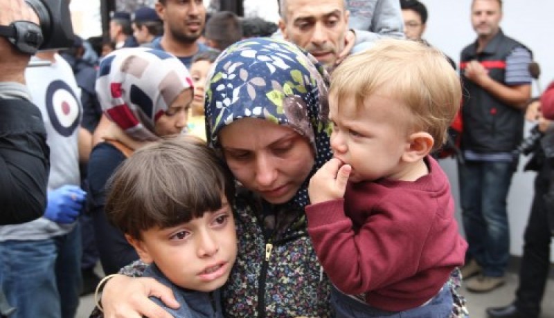 السلطات القبرصية تنقذ 100 لاجئ سوري قبالة الساحل الجنوبي لقبرص