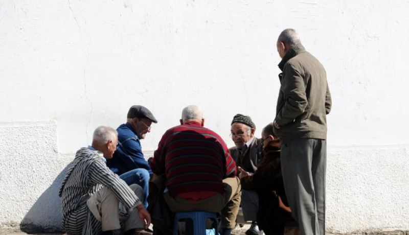 900 ألف عامل أودعوا ملفاتهم طلبا للتقاعد قبل سن الــ60